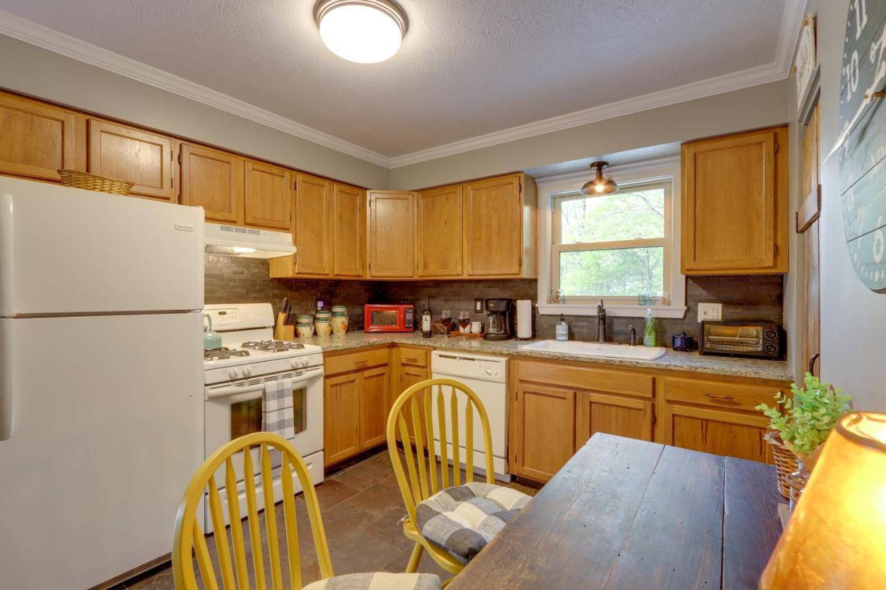 Blue Ridge Getaway With Hot Tub And Seasonal View! Βίλα Εξωτερικό φωτογραφία